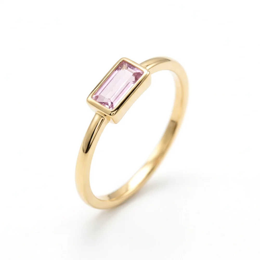 Anel Baguete em Ouro Amarelo 18k com Ametista Rosa