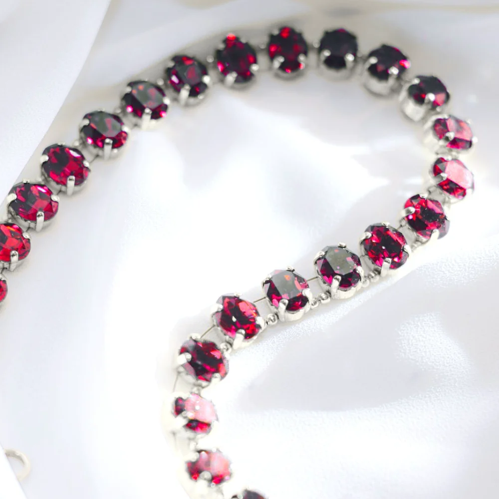 Colar Riviera em Ouro Branco 18k com Rubis
